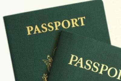 وزارت خارجه ایران : گذرنامه شهروندان ایرانی خارج از کشور رایگان تمدید می شود