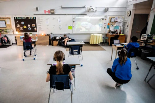 وزیر آموزش و پرورش ونکوور : ترکیب آموزش درون کلاس و آموزش آنلاین در ماه سپتامبر