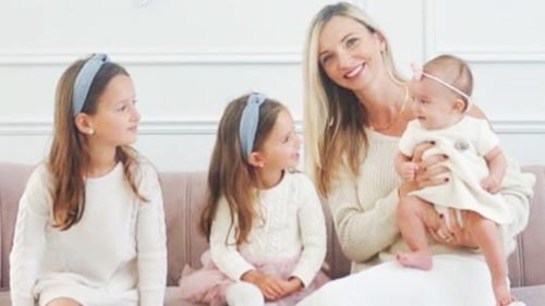 کارولینا کیاسولو 37 ساله و دخترانش کلارا 6 ساله، لیلیانا 4 ساله و میلا 1