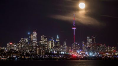 بازار املاک : یک نظرسنجی نشان داد یک سوم کانادایی ها تمایل به زندگی در شهرها را ندارند