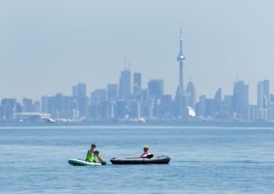هشدار محیط زیست کانادا نسبت به افزایش دمای تورنتو تا 40 درجه