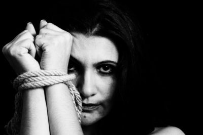 قاچاق جنسی ، سرکوب آن و آموزش جوانان در برنامه جدید انتاریو