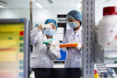 یکشنبه : 365 مورد جدید از ویروس کرونا ، 1 مرگ و 40 هزار آزمایش کووید-19 در انتاریو