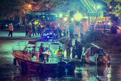 پلیس مونترال پس از سقوط یک اتومبیل در دریاچه دو جسد از آب بیرون کشید