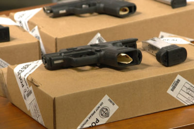 دولت ترودو براساس لایحه جدید، به شهرداری ها اجازه میدهد استفاده از اسلحه دستی را ممنوع کنند