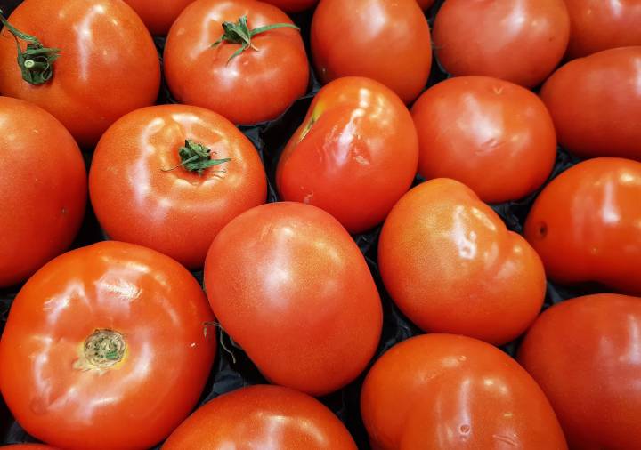 Growing costs of fresh vegetables help bump January inflation to 2.4 per cent