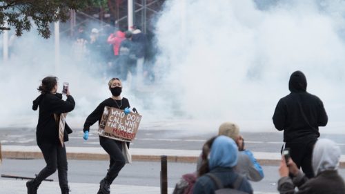 مونترال : ابراز نگرانی کارشناسان از افزایش کووید19 در اعتراضات ضدنژادپرستی