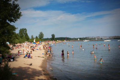 آیا شنا در دریاچه انتاریو بی خطر است یا خیر؟ مردم محروم از شنا و تفریحات آبی