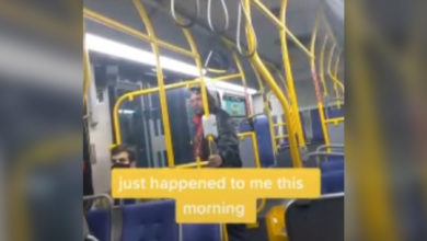 شکار یک حرکت نژاد پرستانه در اتوبوس مترو ونکوور توسط دوربین ها