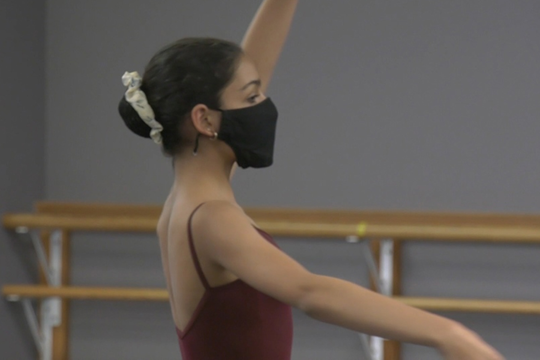 استودیو های رقص بریتیش کلمبیا نگران تعطیلی مراکز خود هستند