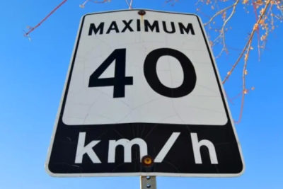 شورای شهر ادمونتون به کاهش میزان حداکثر سرعت مجاز به 40km/h رأی موافق داد