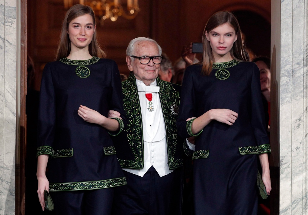 پیرکاردین ، طراح لباس مطرح فرانسوی در سن 98 سالگی درگذشت