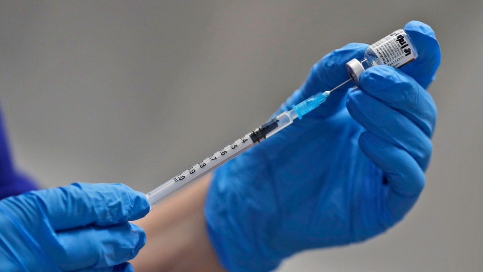 بریتیش کلمبیا گواهی واکسن کووید19 صادر میکند. آیا بیزنس های مختلف داشتن گواهی را اجباری میکنند؟