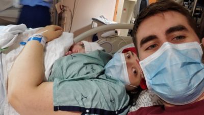 اولین نوزاد متولد سال 2021 کبک ، در بیمارستان میسونو-رزمونت متولد شد