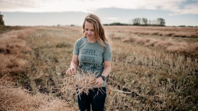 احساس تنهایی ، اضطراب و ترس ناگهانی : کشاورزان در مورد چالش های بهداشت روان میگویند