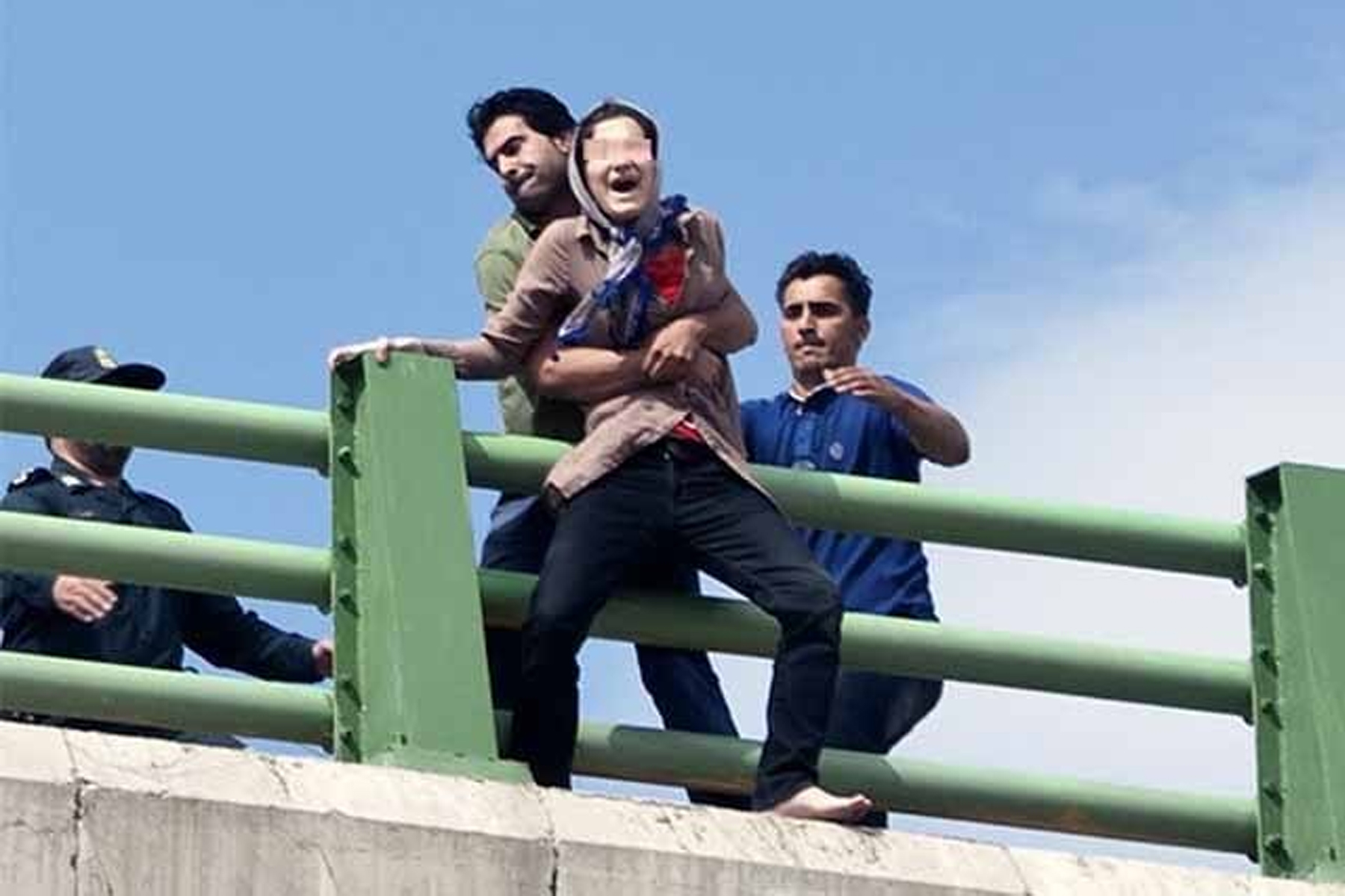 سازمان بهزیستی ایران از افزایش میزان خودکشی در بین نوجوانان ایرانی خبر داد