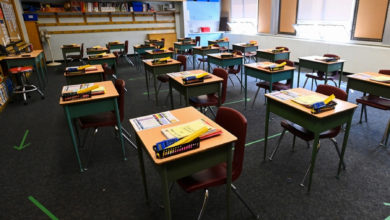 مدارس تورنتو ، یورک و پیل تا 16 فوریه تعطیل میمانند، دانش آموزان دیگر مناطق از دوشنبه به کلاس ها بازمیگردند