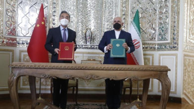 سند برنامه جامع همکاری ایران و چین درپی سفر وزیر خارجه چین به تهران امضا شد