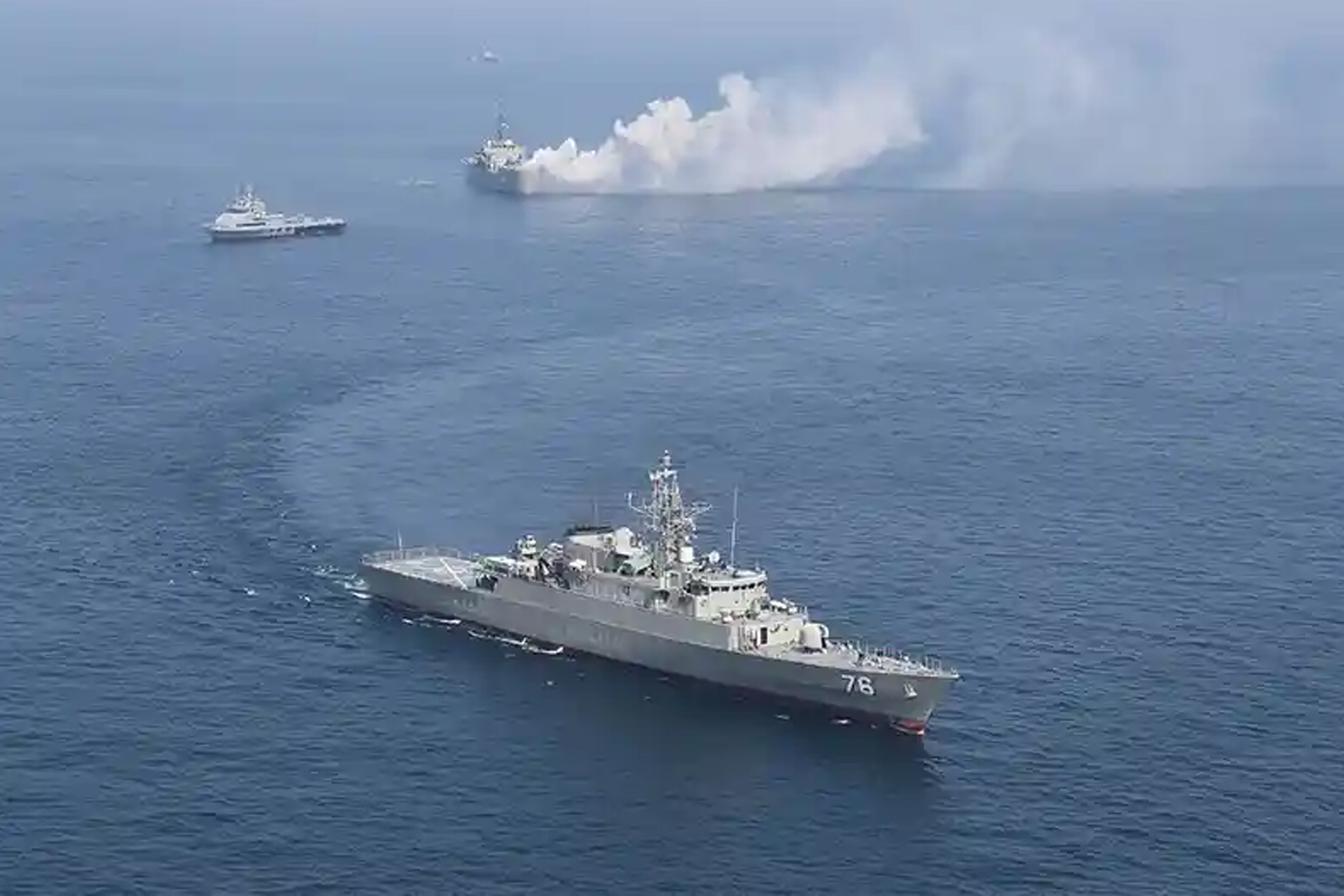 وزارت دفاع آمریکا : ۱۳ قایق سپاه پس از ۳۰ بار شلیک هشدار کشتی‌های آمریکایی عقب نشینی کردند