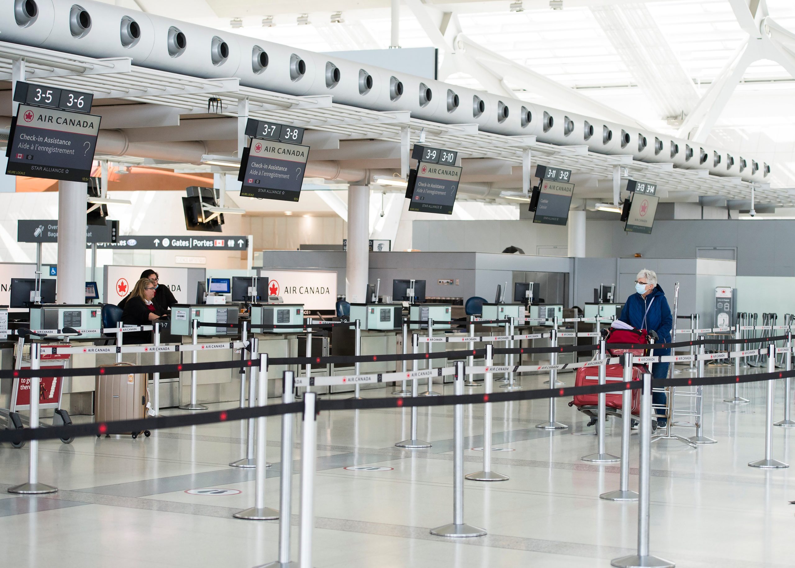 فرودگاه پیرسون تورنتو تفکیک مسافران ورودی بر اساس وضعیت واکسیناسیون را آغاز می‌کند