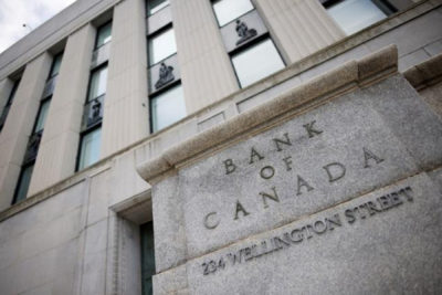 بانک مرکزی کانادا پیش‌بینی رشد اقتصادی سال 2021 را کاهش داد و نرخ بهره اصلی را حفظ کرد
