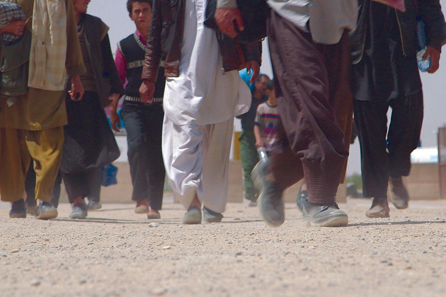 وزارت کشور ایران به ۳ استان ابلاغ کرد در صورت حضور مردم افغانستان در مرز آنها را برگردانند