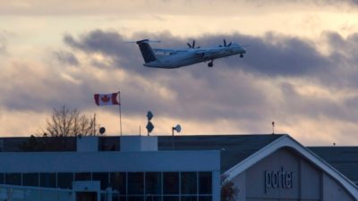 فرودگاه بیلی بیشاپ تورنتو پس از 18 ماه تعلیق دوباره خدمات تجاری خود را آغاز کرد