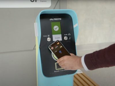 یو پی اکسپرس به مسافران اجازه می دهد از دبیت کارت برای پرداخت کرایه استفاده کنند