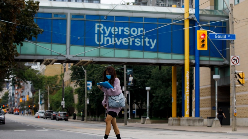 پیامدهای تغییر نام دانشگاه رایرسون برای مدارک تحصیلی دانش آموختگان این دانشگاه