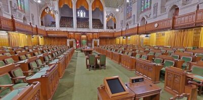 شیوع سریع اومیکرون لیبرال‌ها را واداشت تا تعداد نمایندگان در صحن مجلس عوام را محدود کنند