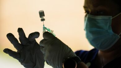 تصویر از طرح حمایتی جبران خسارت صدمات واکسن کانادا از ابتدای راه اندازی ۴۰۰ ادعای خسارت دریافت کرده است و کمتر از پنج مورد تائید شده است