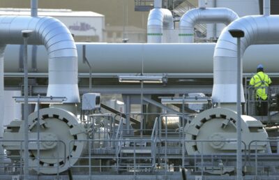 آلمان در پی بحران روسیه با اوکراین خط لوله انتقال گاز نورد استریم 2 را به حالت تعلیق درآورد