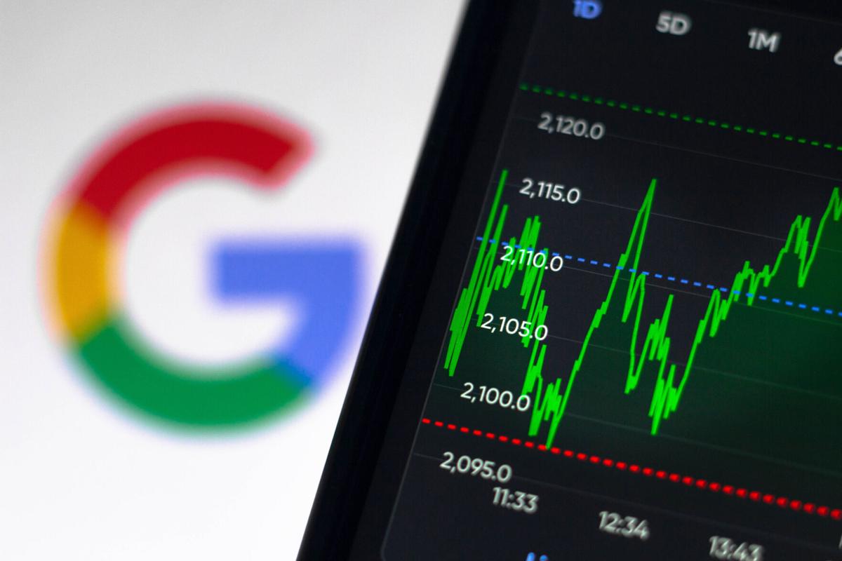 گوگل از اواسط جولای سهام خود را به قسمتهای ارزان قیمت تری تقسیم می کند