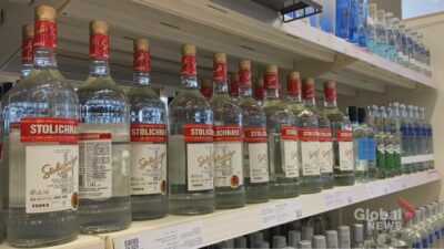 دستور انتاریو به هئیت کنترل مشروبات الکلی : حذف تمام محصولات تولید روسیه از قفسه‌ها
