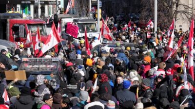 بررسی احتمال دسیسه روسیه در اعتراضات کاروان کامیون ها در مرز کانادا و ایالات متحده آمریکا