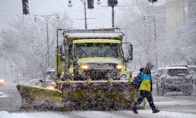 سازمان هواشناسی کانادا برای جنوب انتاریو بارش سنگین برف از امشب و کاهش شدید دما پیش بینی کرد