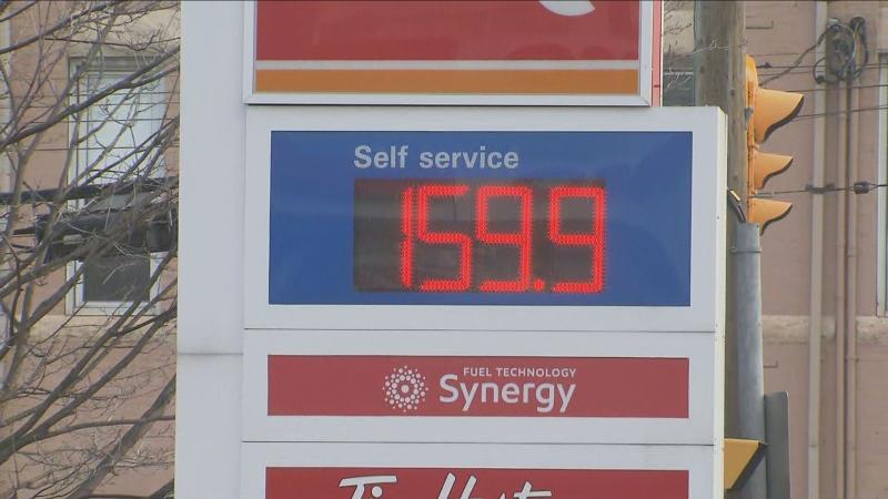 قیمت بنزین در تورنتو به بالاترین رقم بی سابقه رسید؛ تحلیلگران نسبت به افزایش بیشتر قیمت هشدار دادند