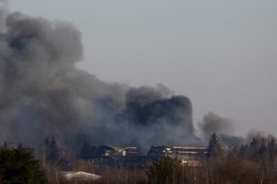 حمله موشکی روسیه به شهر لویو در نزدیکی مرز اوکراین و لهستان