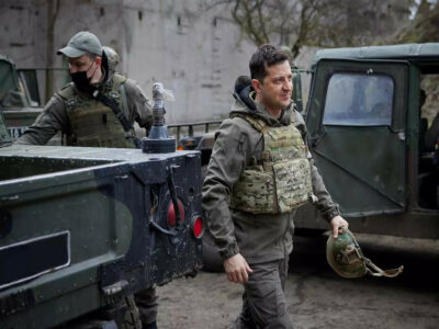 ولودیمیر زلنسکی گفت که حاضر نیست در مورد «غیرنظامی سازی» اوکراین مذاکره کند
