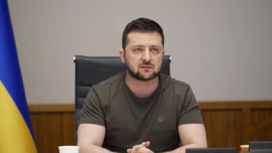 ولودیمیر زلنسکی گفت که حاضر نیست در مورد «غیرنظامی سازی» اوکراین مذاکره کند