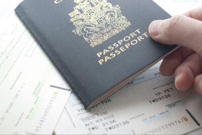 کانادایی ها با افزایش تقاضای سفرهای بین‌المللی با زمان انتظار طولانی برای دریافت پاسپورت مواجه هستند