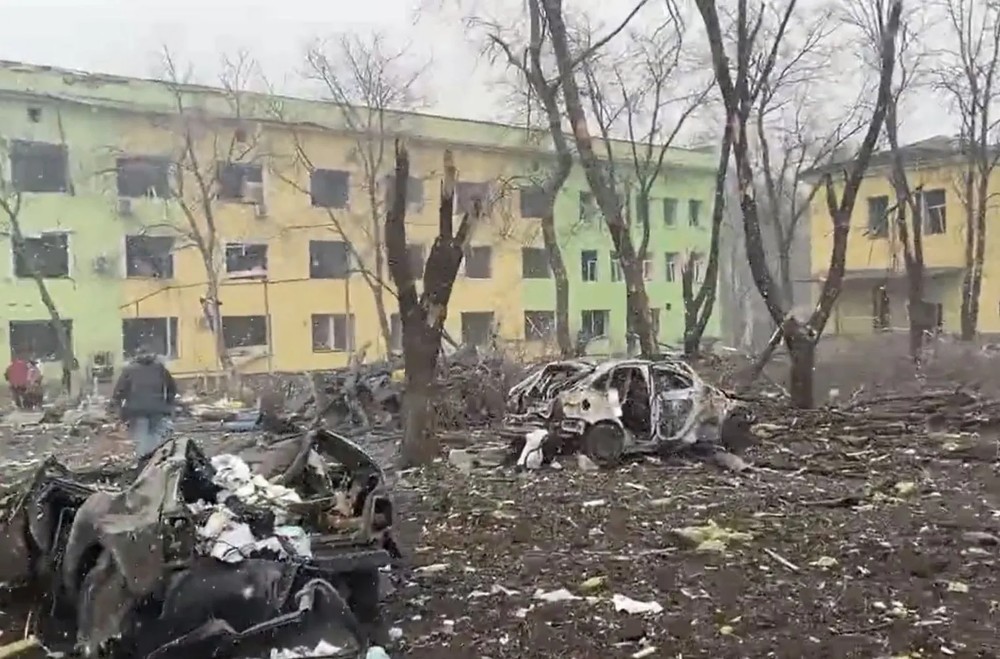 بیمارستان کودکان و زایشگاه ماریوپل توسط روسیه بمباران شد