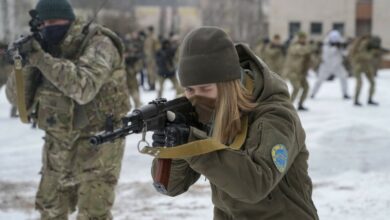 اوکراین برای تامین بودجه نظامی خود "اوراق قرضه جنگی" را به حراج می‌گذارد