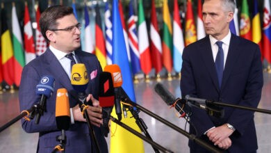 درخواست وزیر خارجه اوکراین در نشست بروکسل از ناتو : «تسلیحات، تسلیحات، تسلیحات»