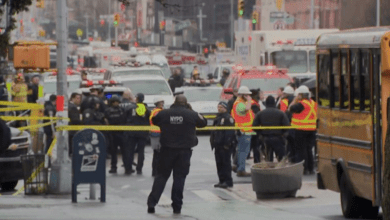 تصویر از آتش نشانی نیویورک گفت چندین نفر در تیراندازی ایستگاه مترو بروکلین مجروح و ۱۳ نفر در بیمارستان بستری شدند