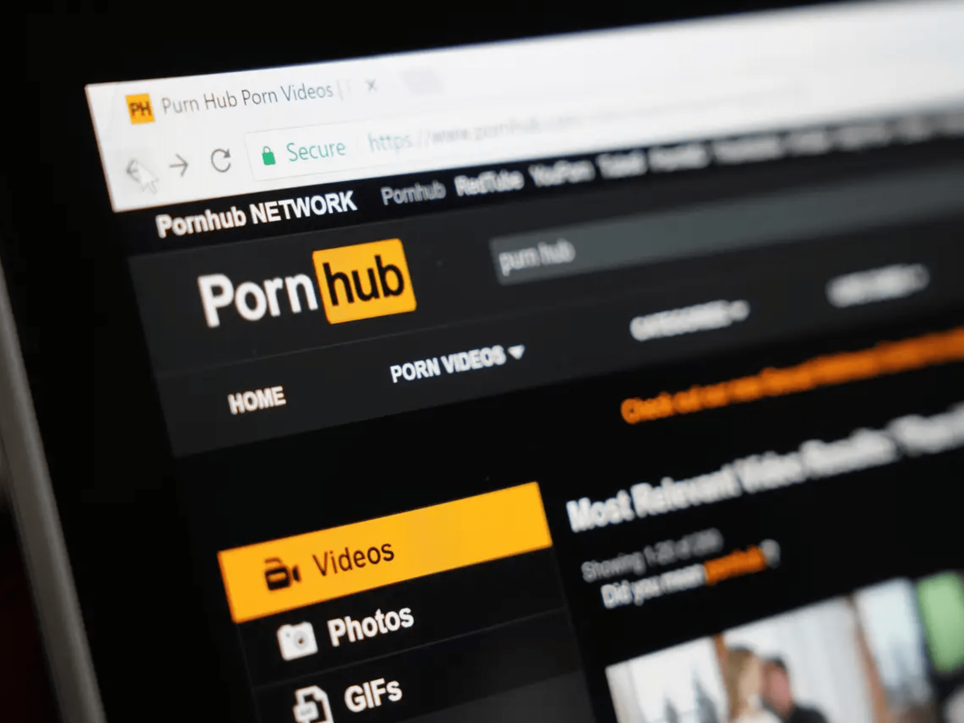 پورن هاب با شکایت 500 میلیون دلاری یک زن انتاریویی روبرو شد
