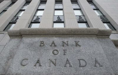 افزایش نرخ بهره بانک مرکزی کانادا فشار بیشتری به کانادایی‌هایی که وام مسکن دارند وارد می‌کند