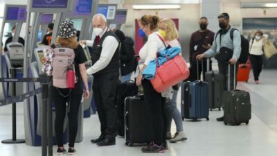 فرودگاه پیرسون تورنتو از نظر تاخیر به عنوان بدترین فرودگاه جهان رتبه بندی شد