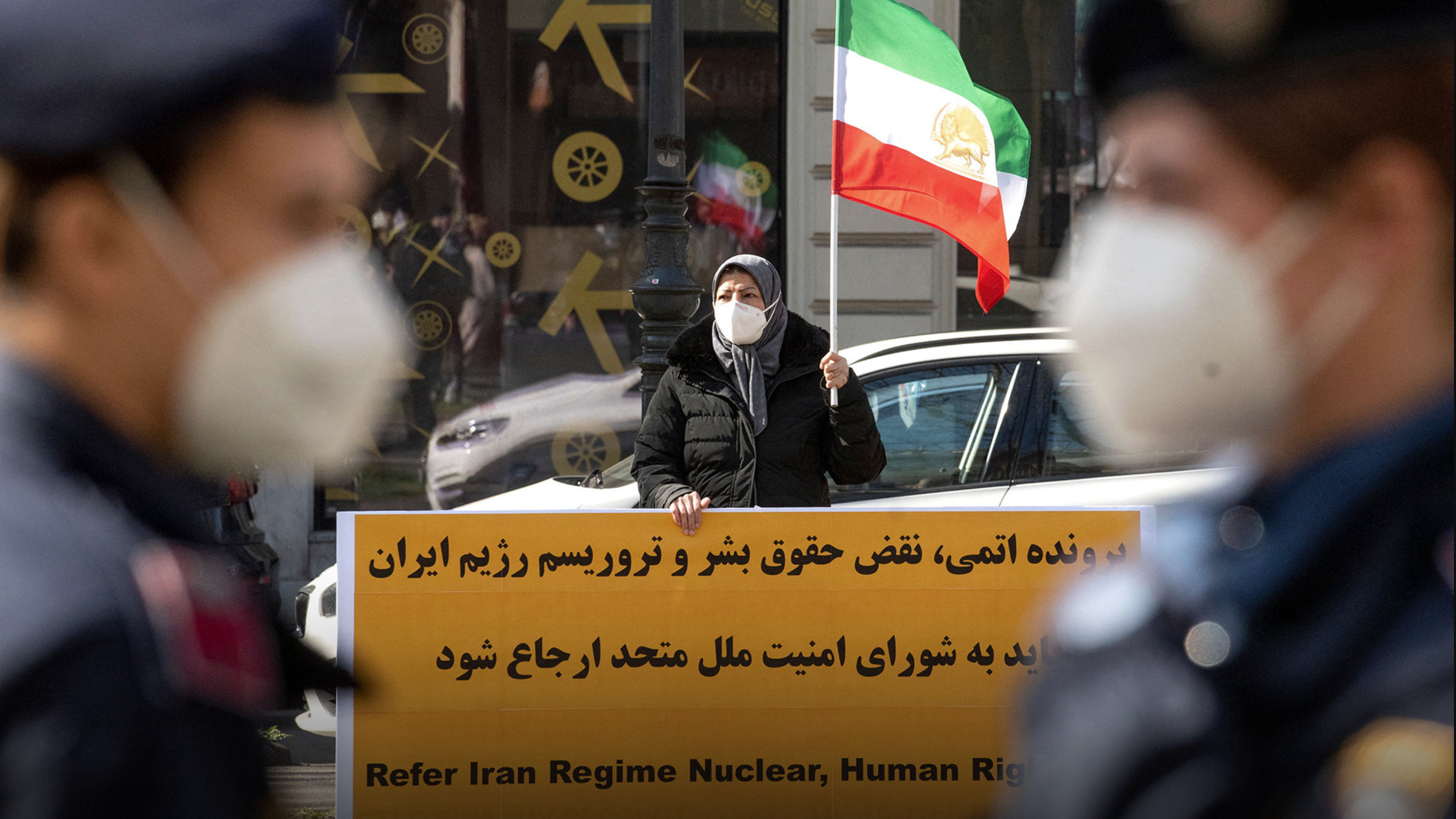 وزارت خارجه آمریکا گفت تلاش‌ها برای احیای توافق هسته‌ای به دلیل مواضع ایران «به بن بست خورده است»