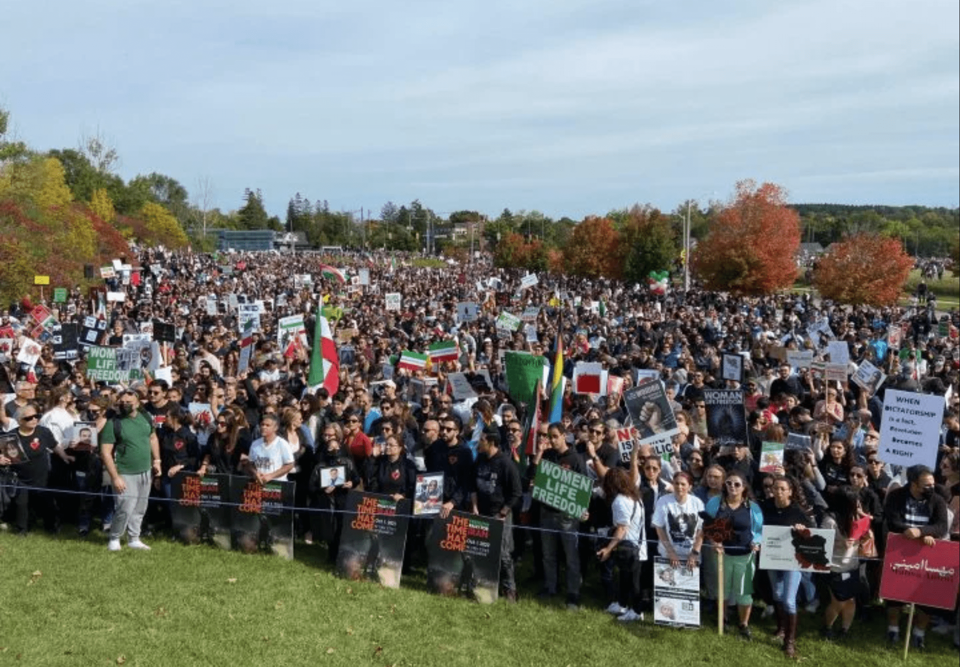 بیش از 50 هزار نفر در ریچموندهیل، انتاریو علیه حکومت ایران اعتراض کردند